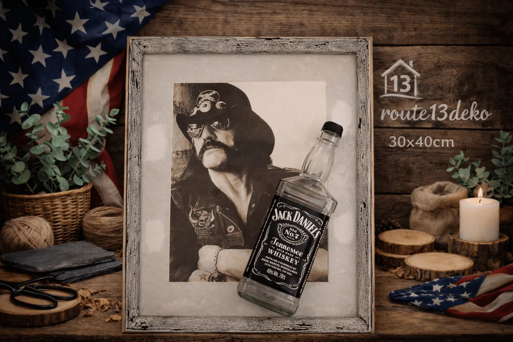 3D Bild in Epoxidharz mit Whiskeyflasche, rustikaler Rahmen, Vintage-Deko, 30x40cm