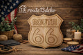 Holzschild Route 66, Naturholz, handgefertigte Wohndeko, rustikaler Hintergrund, USA-Deko